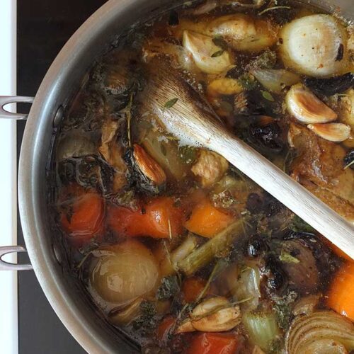 Bone broth recipe - BBC Food