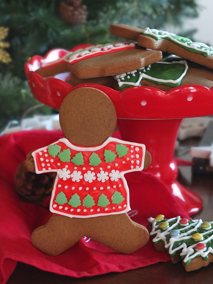 Ugly Christmas Sweater Gingerbread Cookies - Elizabeth's Kitchen Diary